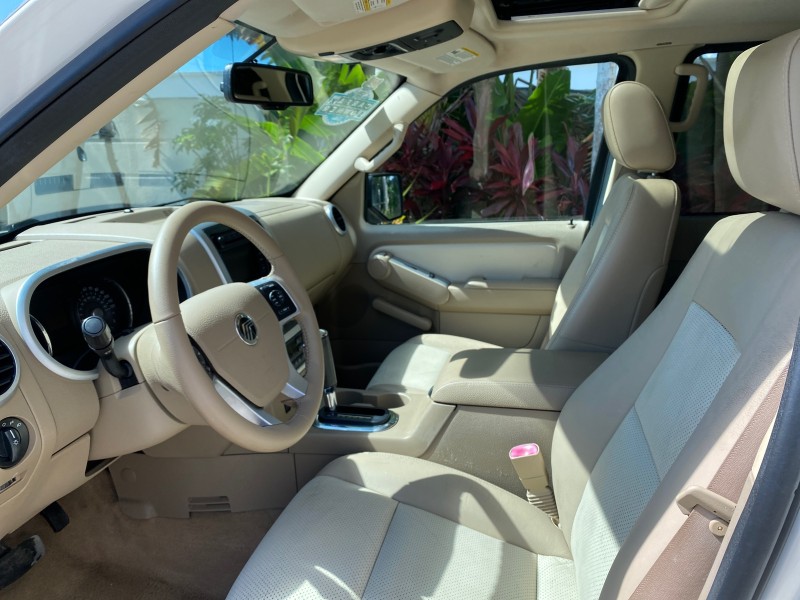 2007 Mercury Mountaineer SUV Premier 1 OWNER in ,