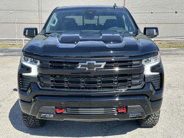 2024 Chevrolet Silverado 1500 LT Trail Boss 8