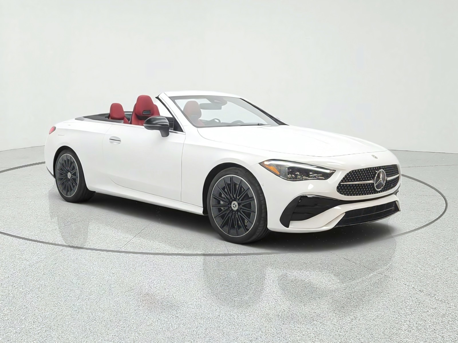 New 2027 Polar White Mercedes-Benz CLE 450 4MATIC® Cabriolet image 3