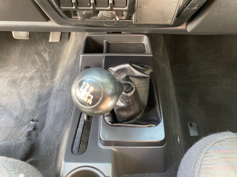 2005 Jeep Wrangler SE 4WD LOW MILES 29,371 1 OWNER in ,