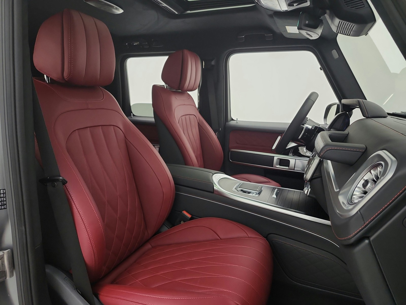 New 2026 MANUFAKTUR Platinum magno Mercedes-Benz G 580e image 12