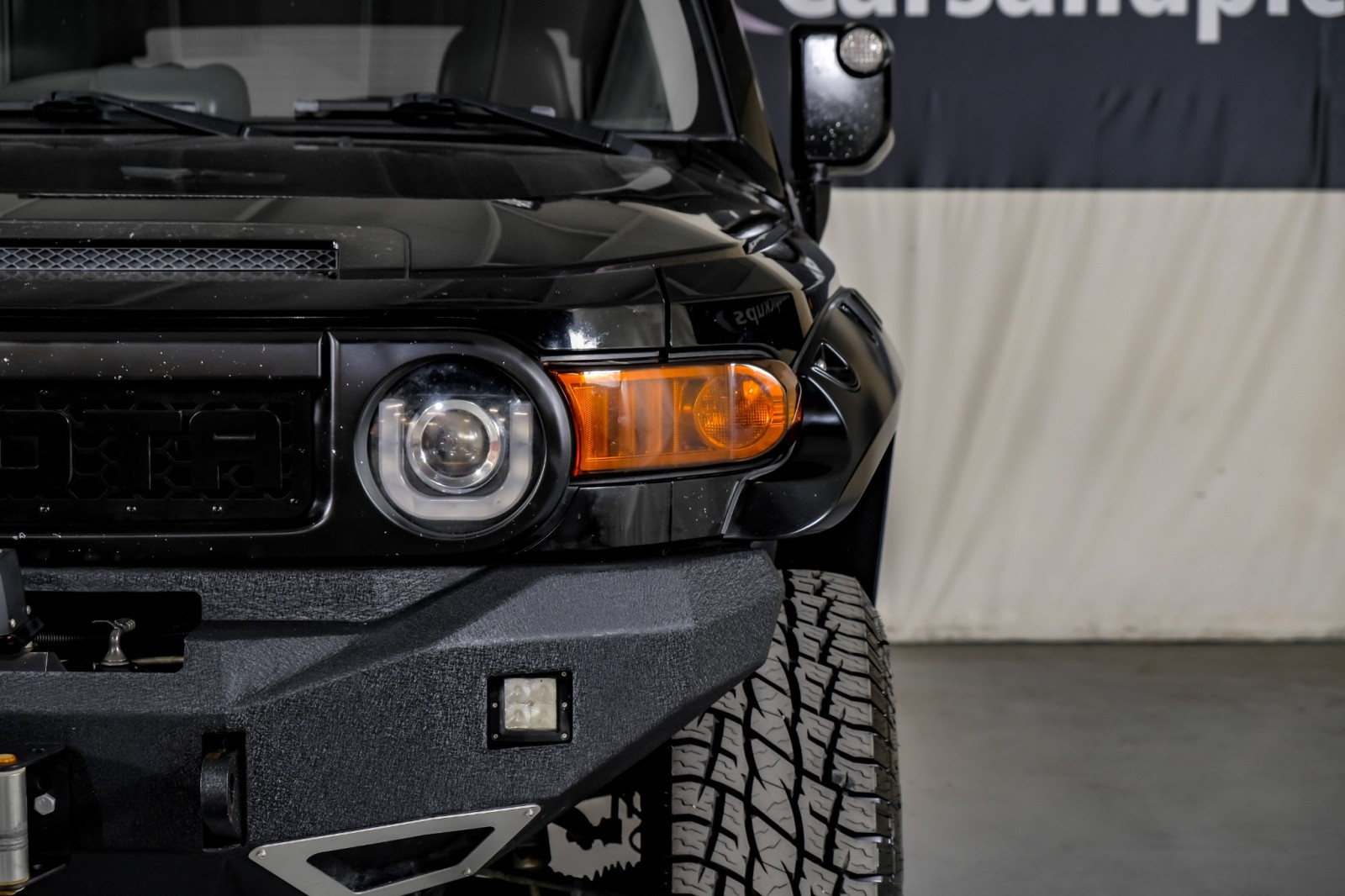 2014 Toyota FJ Cruiser  30