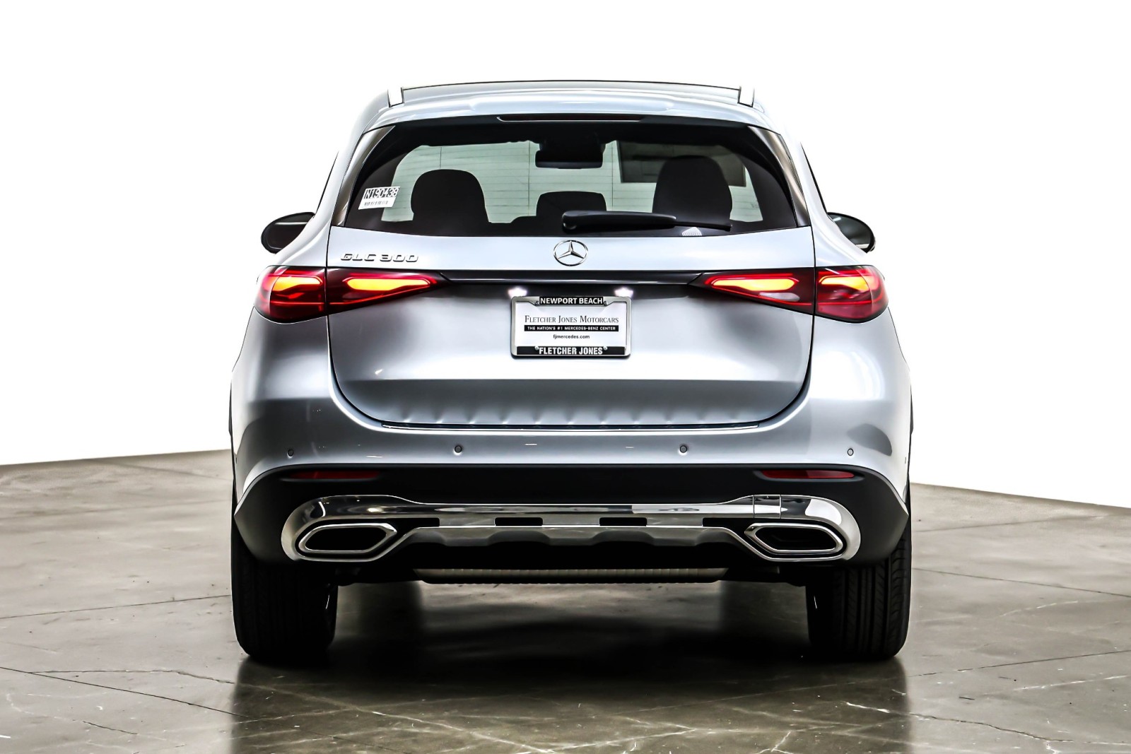 New 2026 Cirrus Silver Metallic Mercedes-Benz GLC 300 image 3