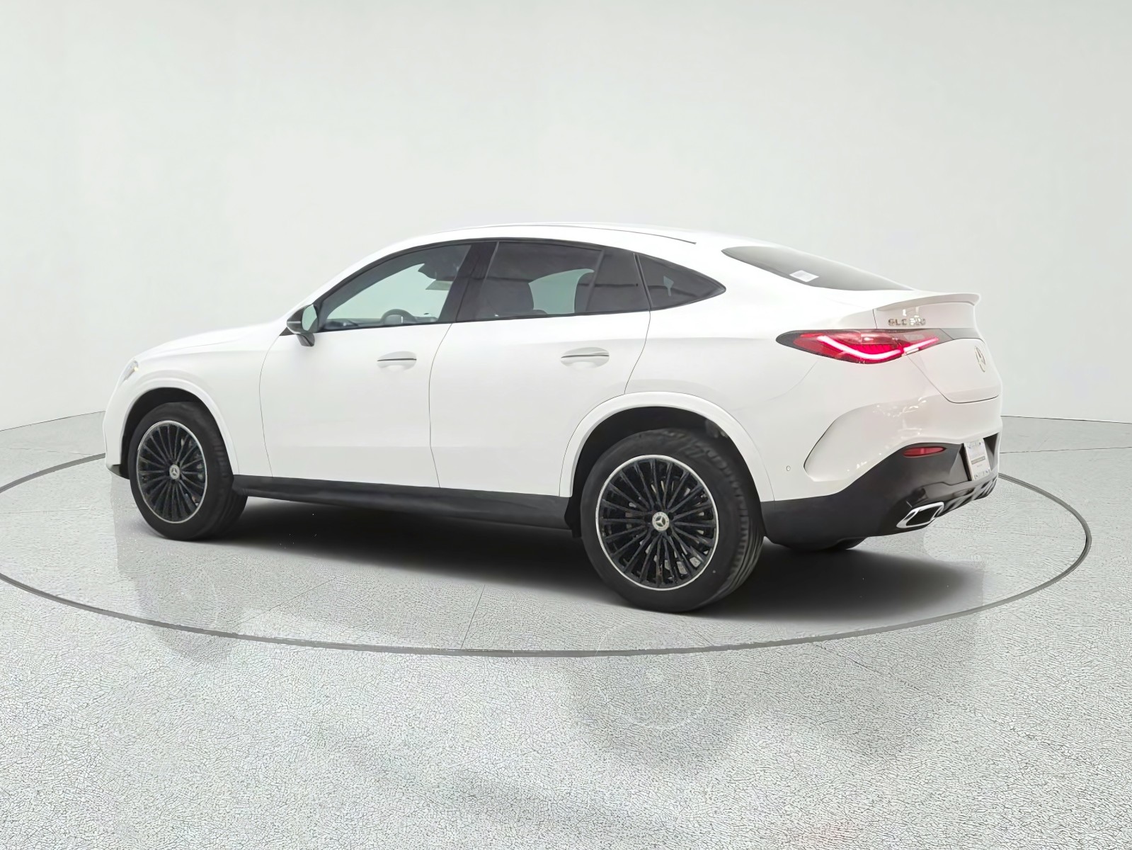 New 2027 Polar White Mercedes-Benz GLC 300 4MATIC® Coupe image 7