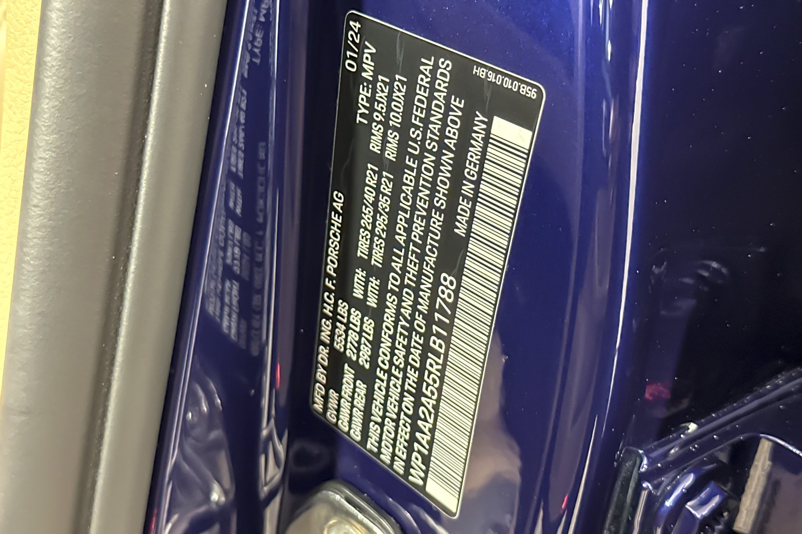 Used 2024 GENETIAN BLUE Porsche  image 27