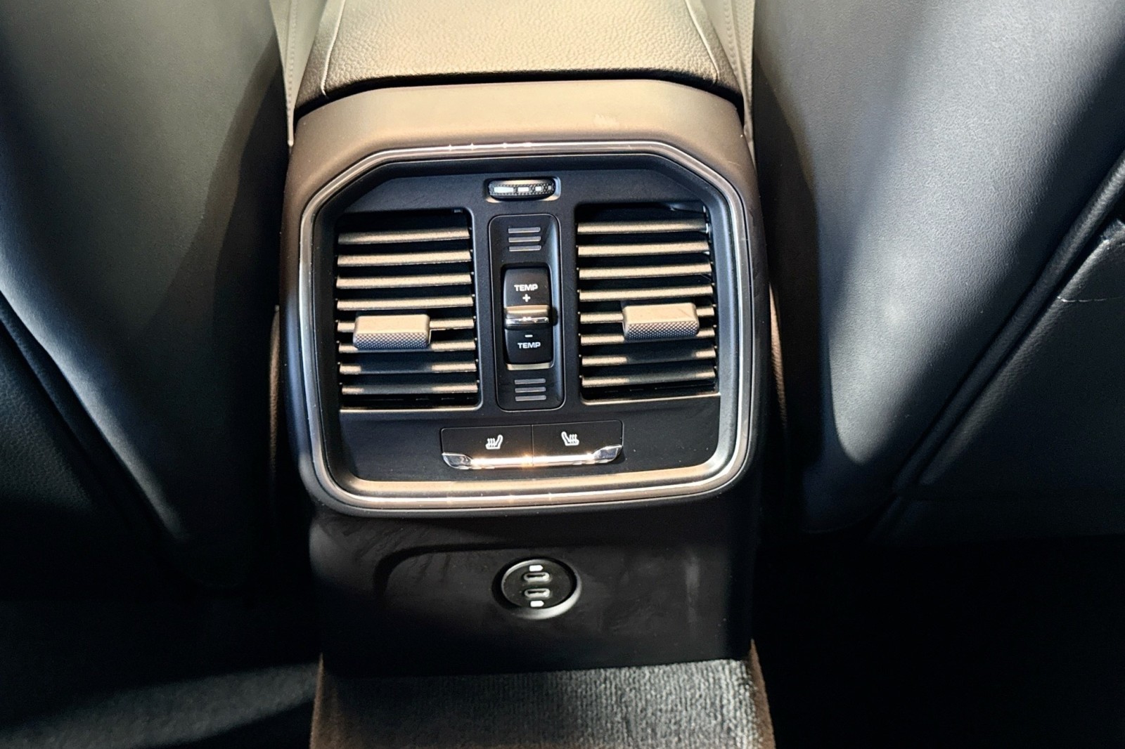 Used 2024 White Porsche T image 23