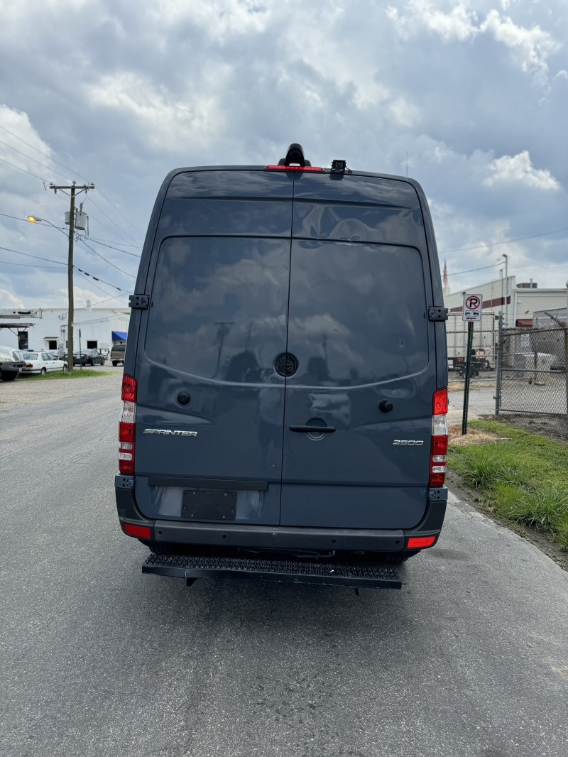 2018 Mercedes-Benz Sprinter Cargo Van Worker in , 