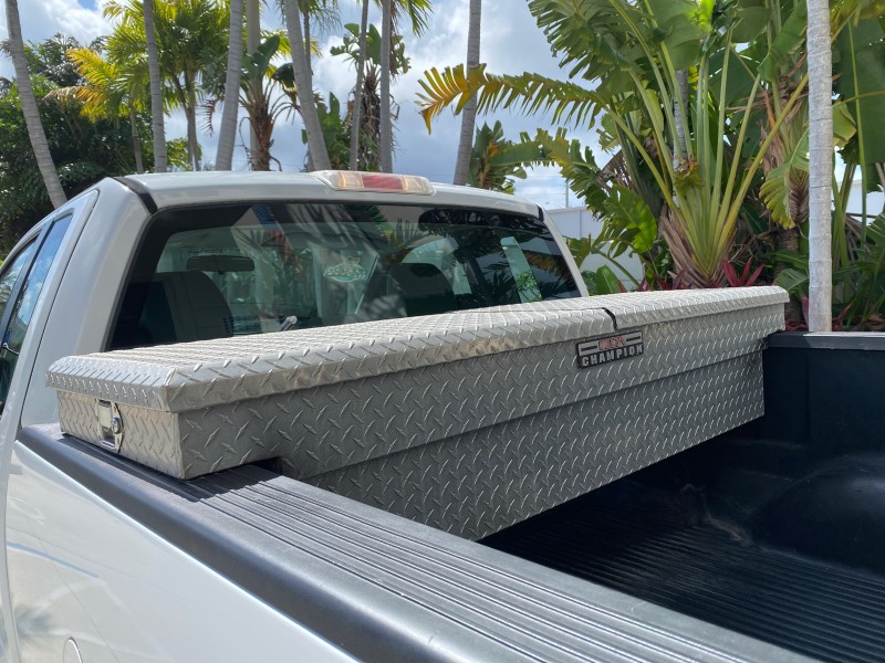 2005 Ford F-150 PU STX LOW MILES 18,931 in , 