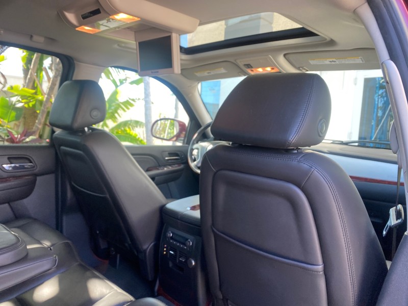 2007 Cadillac Escalade EXT LOW MILES 13,852 1 OWNER 4WD in , 