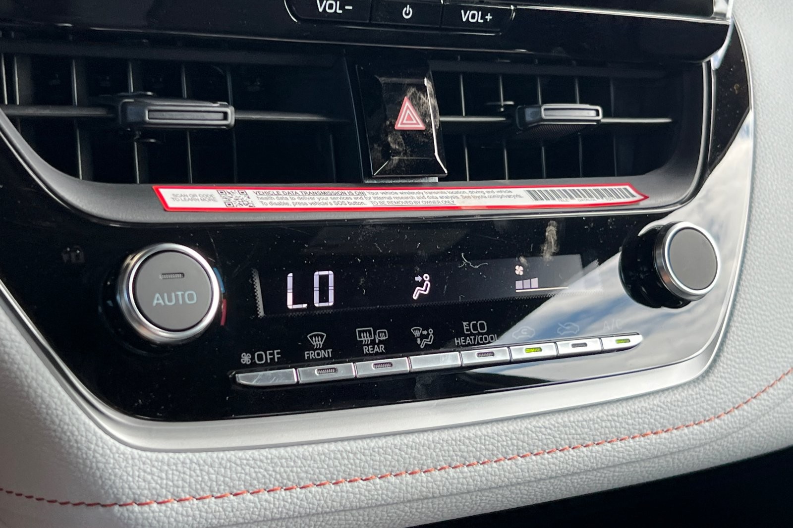 2025 Toyota Corolla SE photo 16
