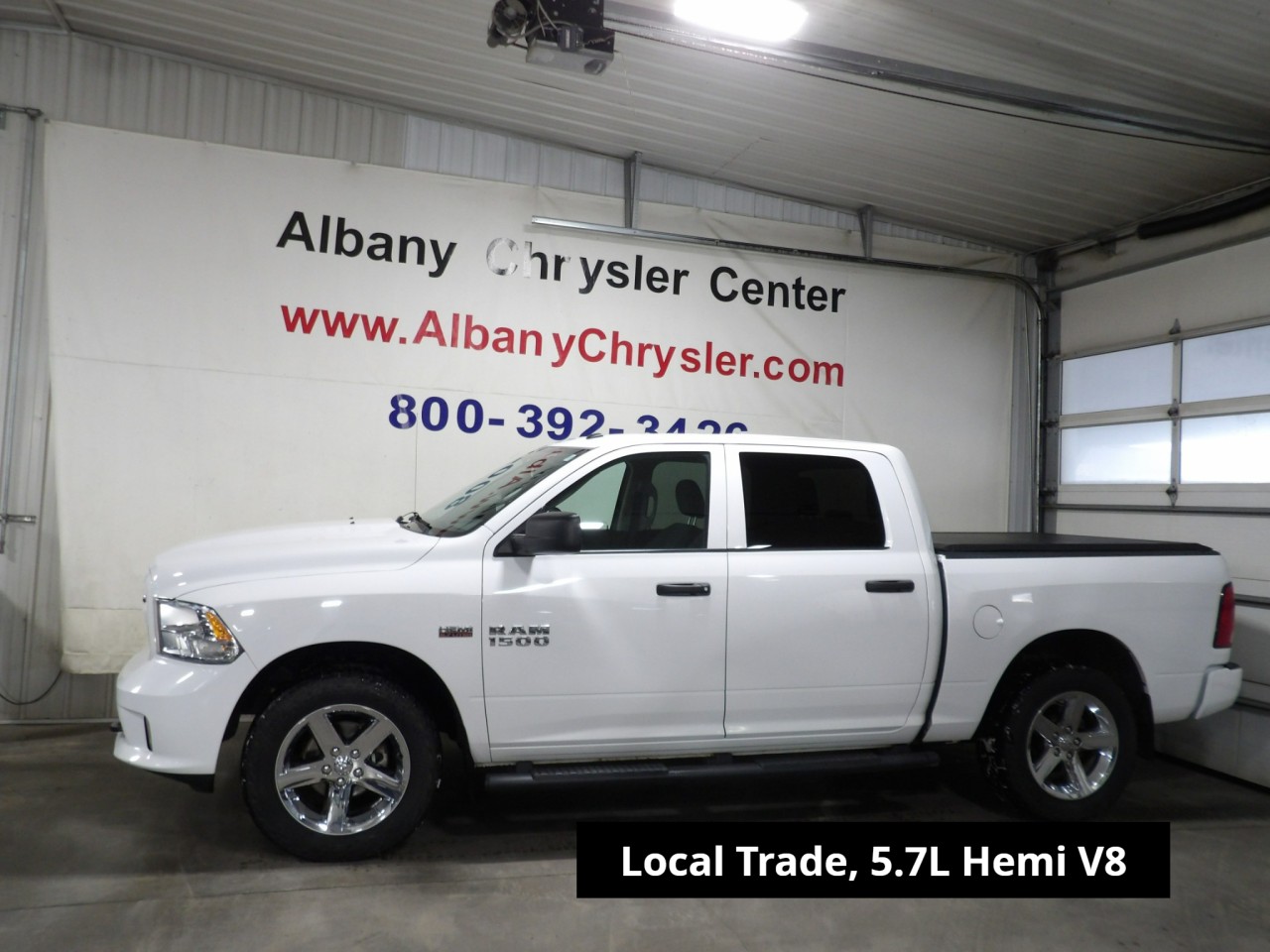 BRIGHT WHI 2018 RAM 1500 Pickup Truck Four-Wheel Drive Automatic