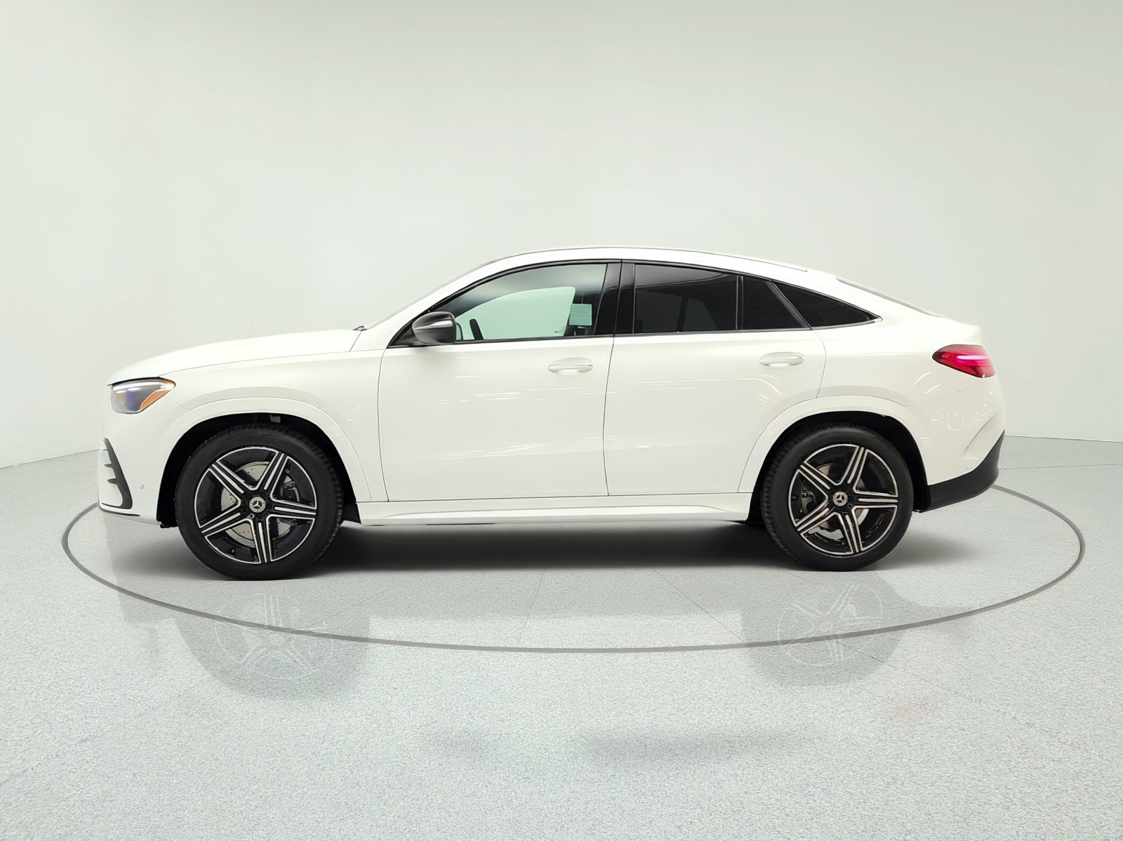 New 2026 Polar White Mercedes-Benz GLE 450 4MATIC® Coupe image 8