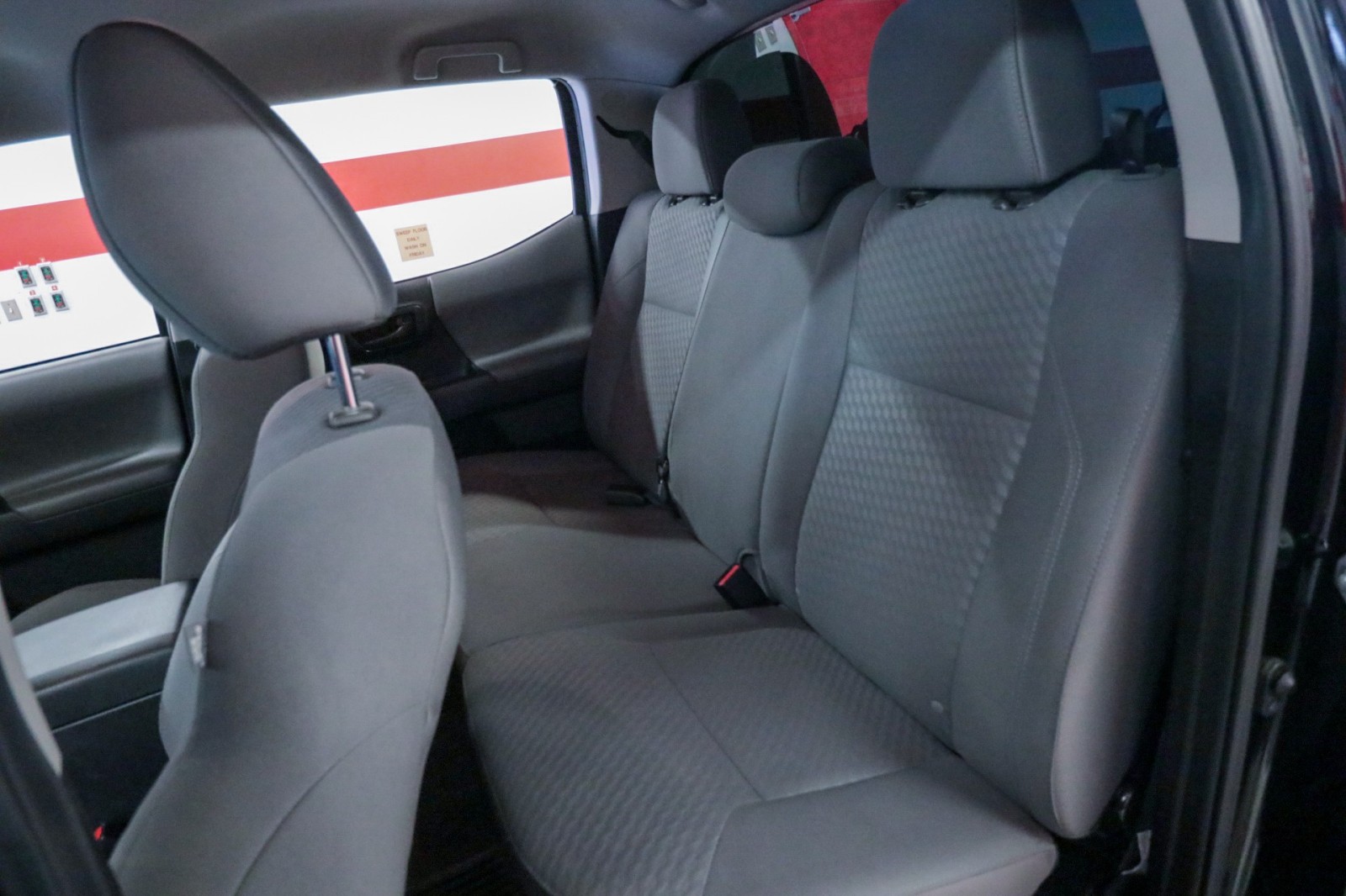 Used Car 2023 Toyota Tacoma 4wd  Sr5 For Sale Under $35,000 In Austin, Texas