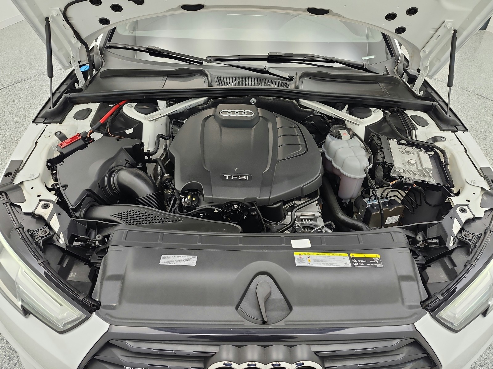 Used 2019 Ibis White Audi Premium Plus 45 TFSI quattro image 10