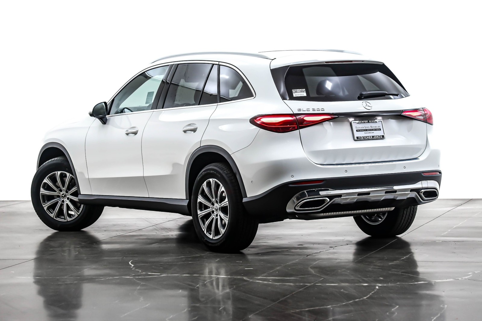 New 2026 Polar White Mercedes-Benz GLC 300 image 12