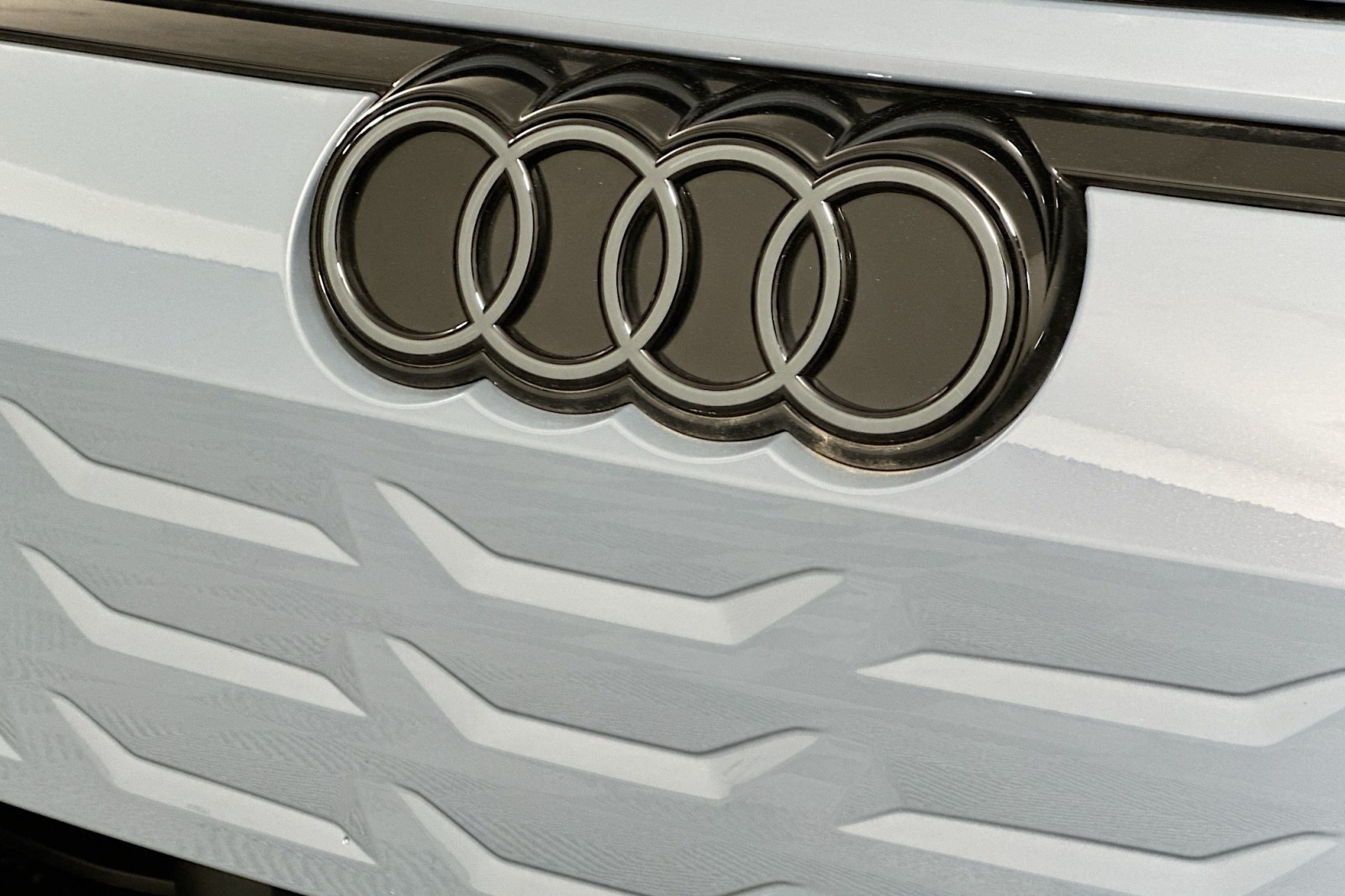 New 2026 Kemora Gray Metallic Audi Premium Plus image 14