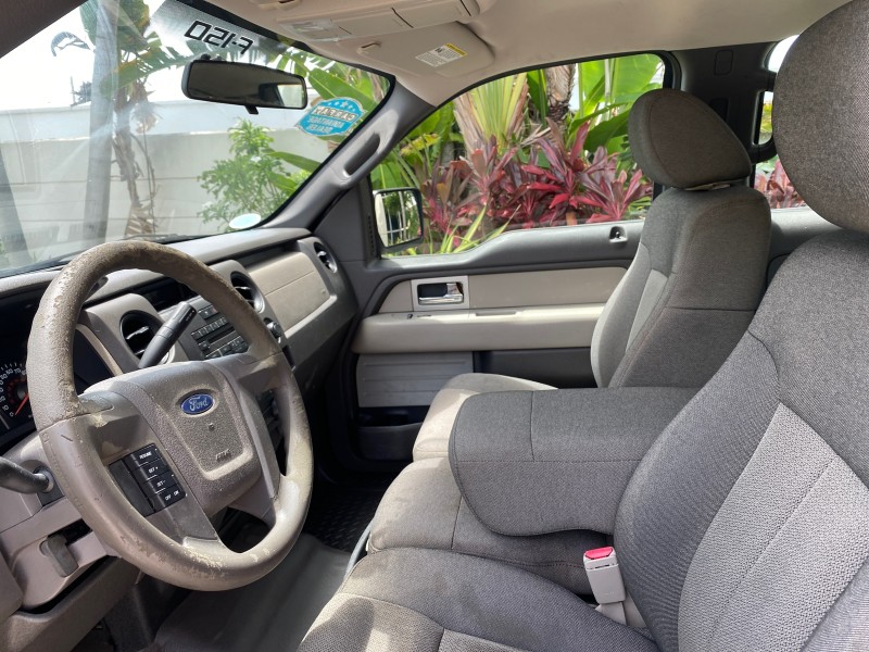 2010 Ford F-150 4 DR CREW XL LOW MILES 34,625 in , 