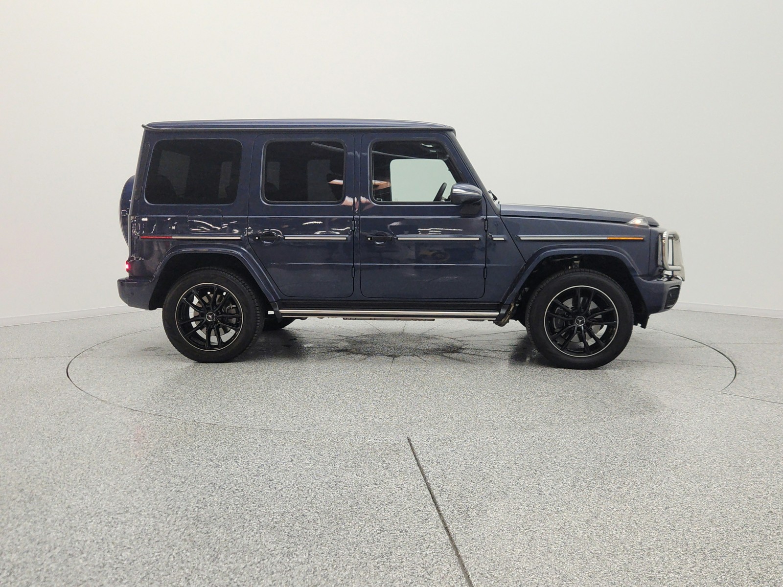 Certified Used 2025 Twilight Blue Metallic Mercedes-Benz G 550 SUV image 4