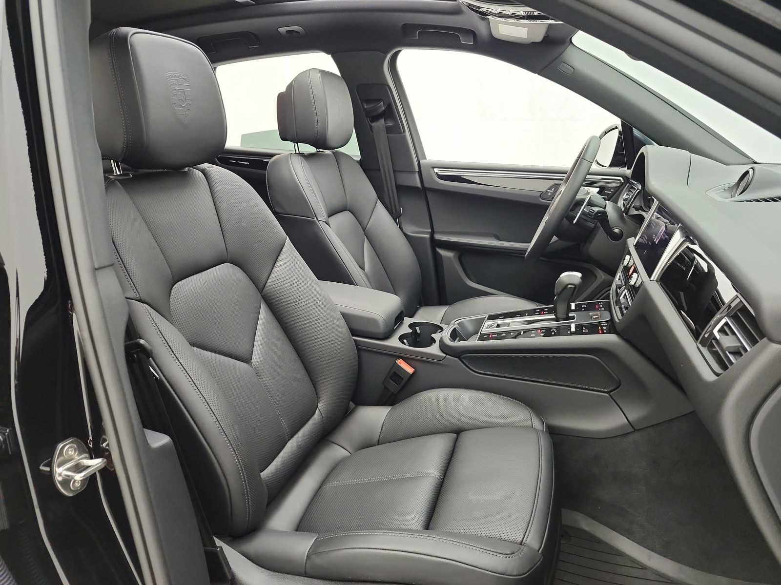 Used 2025 Black Porsche S AWD image 19