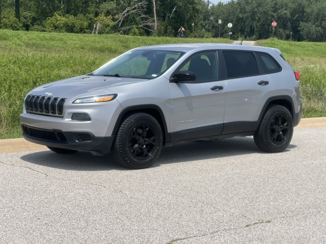 2014 Jeep Cherokee Sport in CHESTERFIELD, Missouri