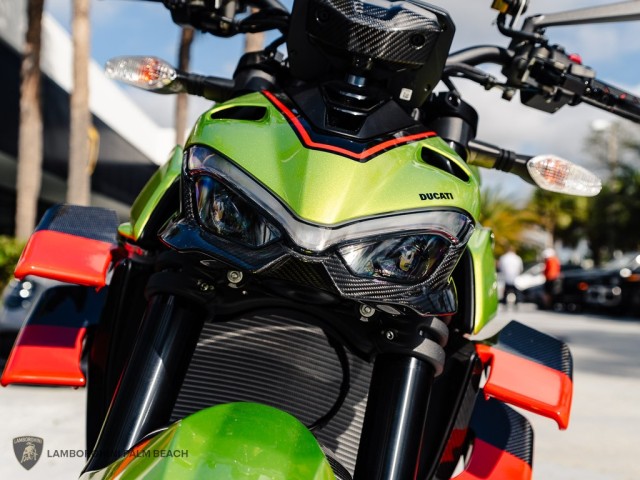 Ducati STREETFIGHTER