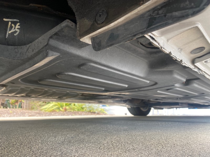 2013 Hyundai Genesis 3.8L LOW MILES 33,576 in , 