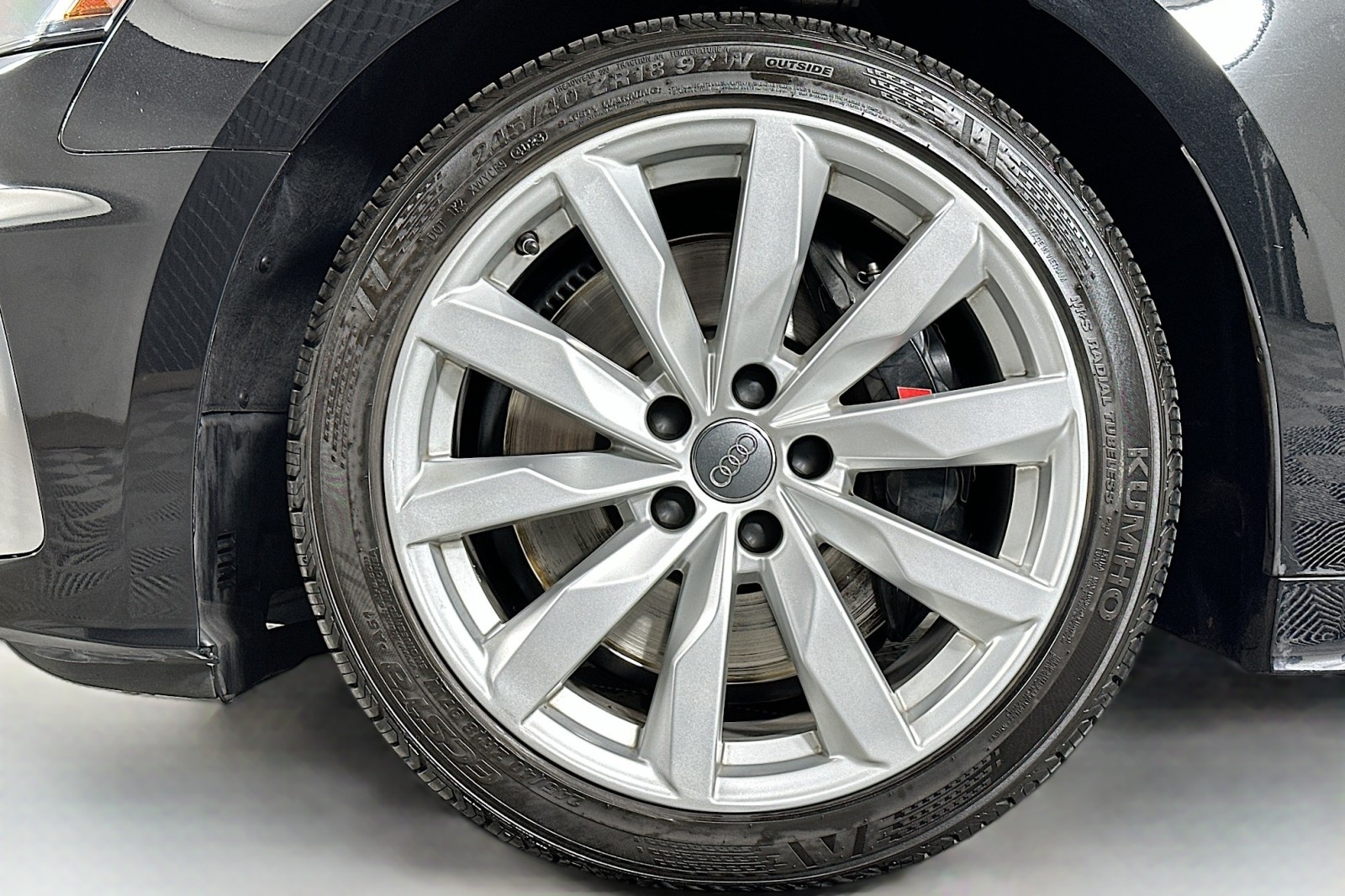 Used 2023 Mythos Black Metallic/Black Roof Audi Premium Plus image 11