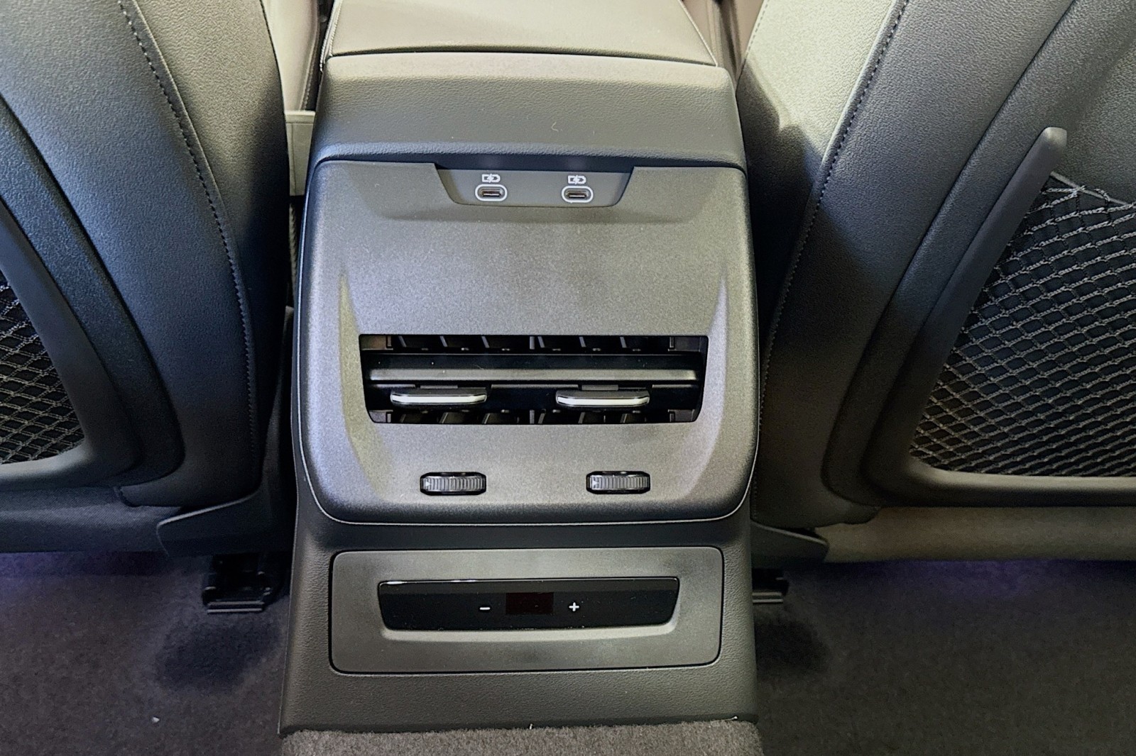 New 2025 Glacier White Metallic Audi Premium Plus 2.0 TFSI quattro image 23