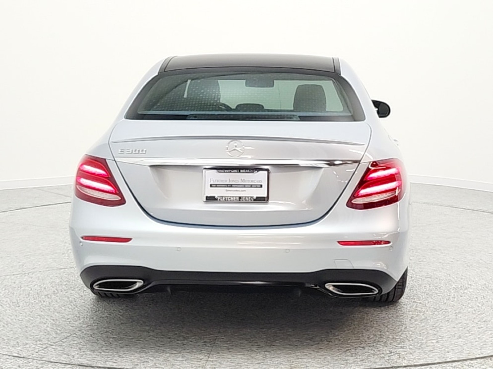 Used 2018 Diamond Silver Metallic Mercedes-Benz E 300 RWD Sedan image 6