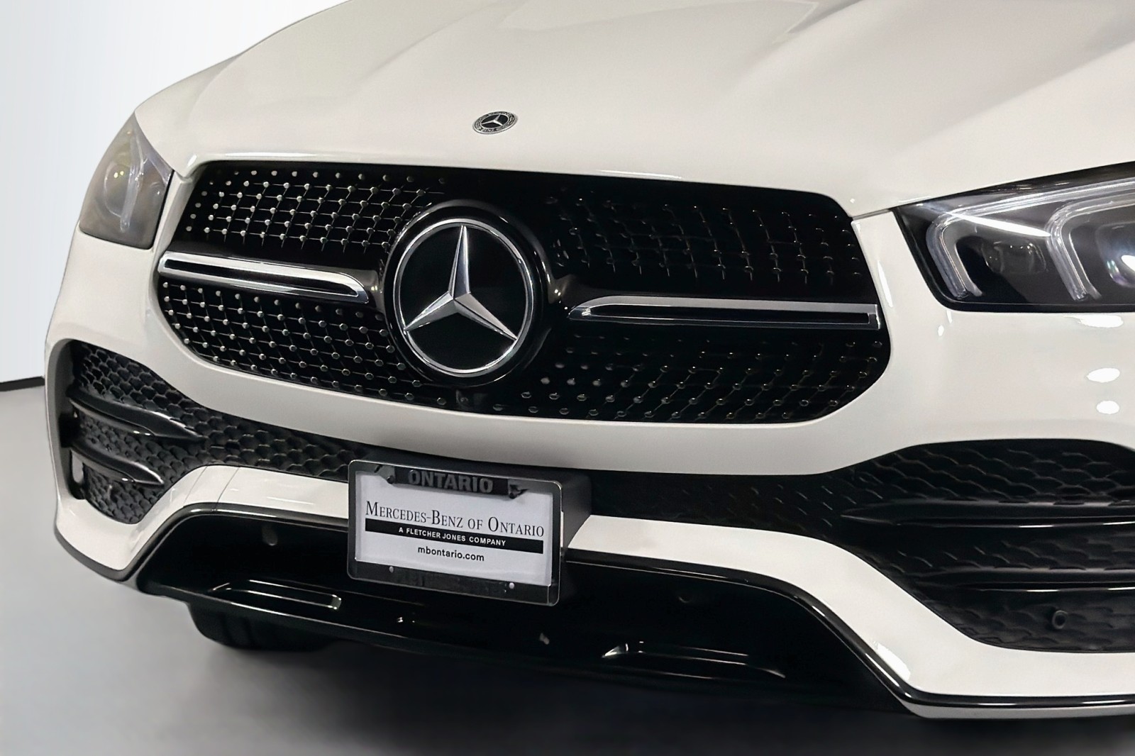 Certified Used 2023 Polar White Mercedes-Benz 450 image 14