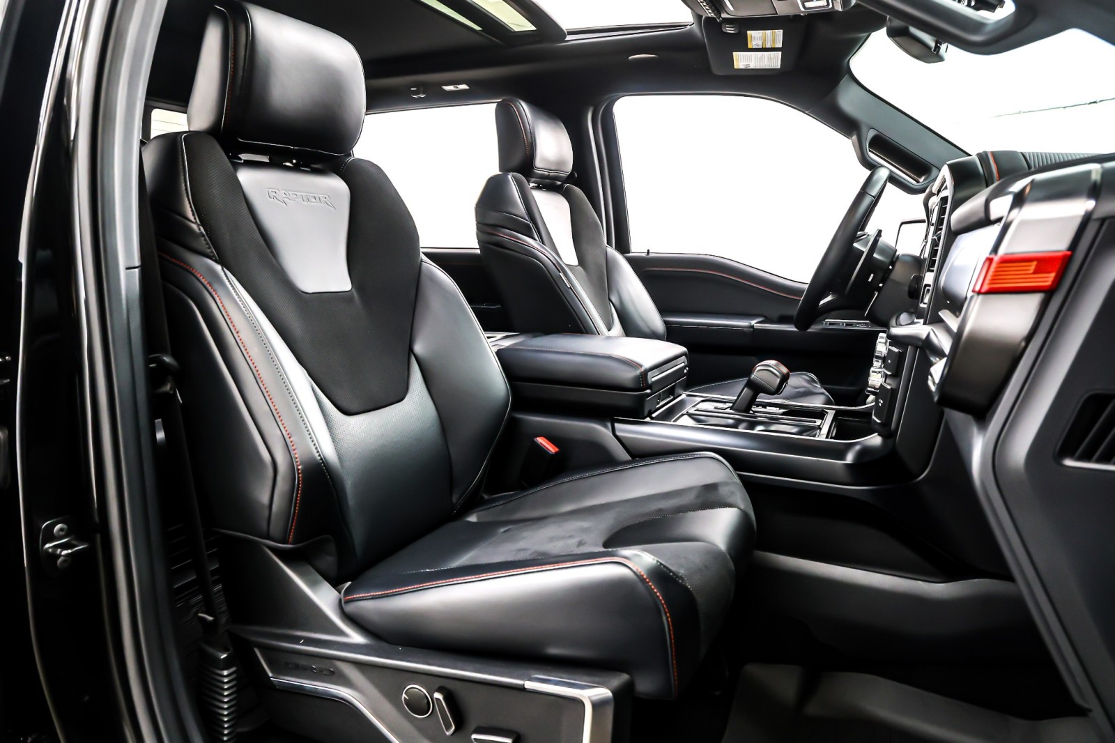 Used 2024 Agate Black Metallic Ford Raptor 4WD SuperCrew 5.5