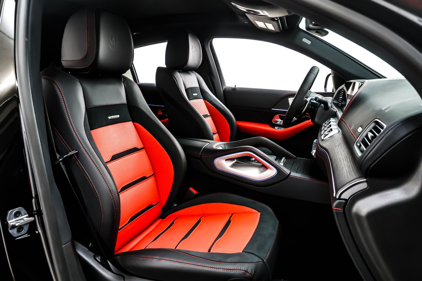 New 2026 Obsidian Black Metallic Mercedes-Benz AMG® GLE 53 image 7