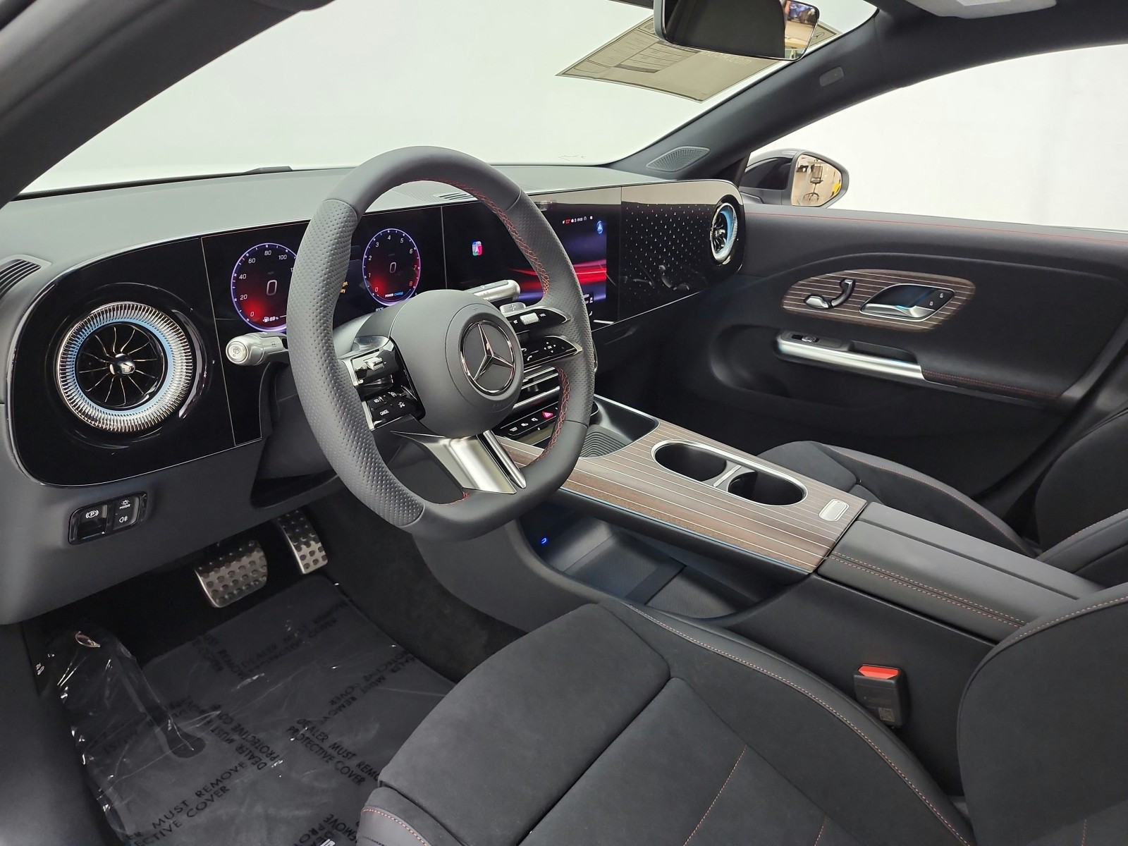 New 2027 Polar White Mercedes-Benz CLA 220 Hybrid FWD image 10