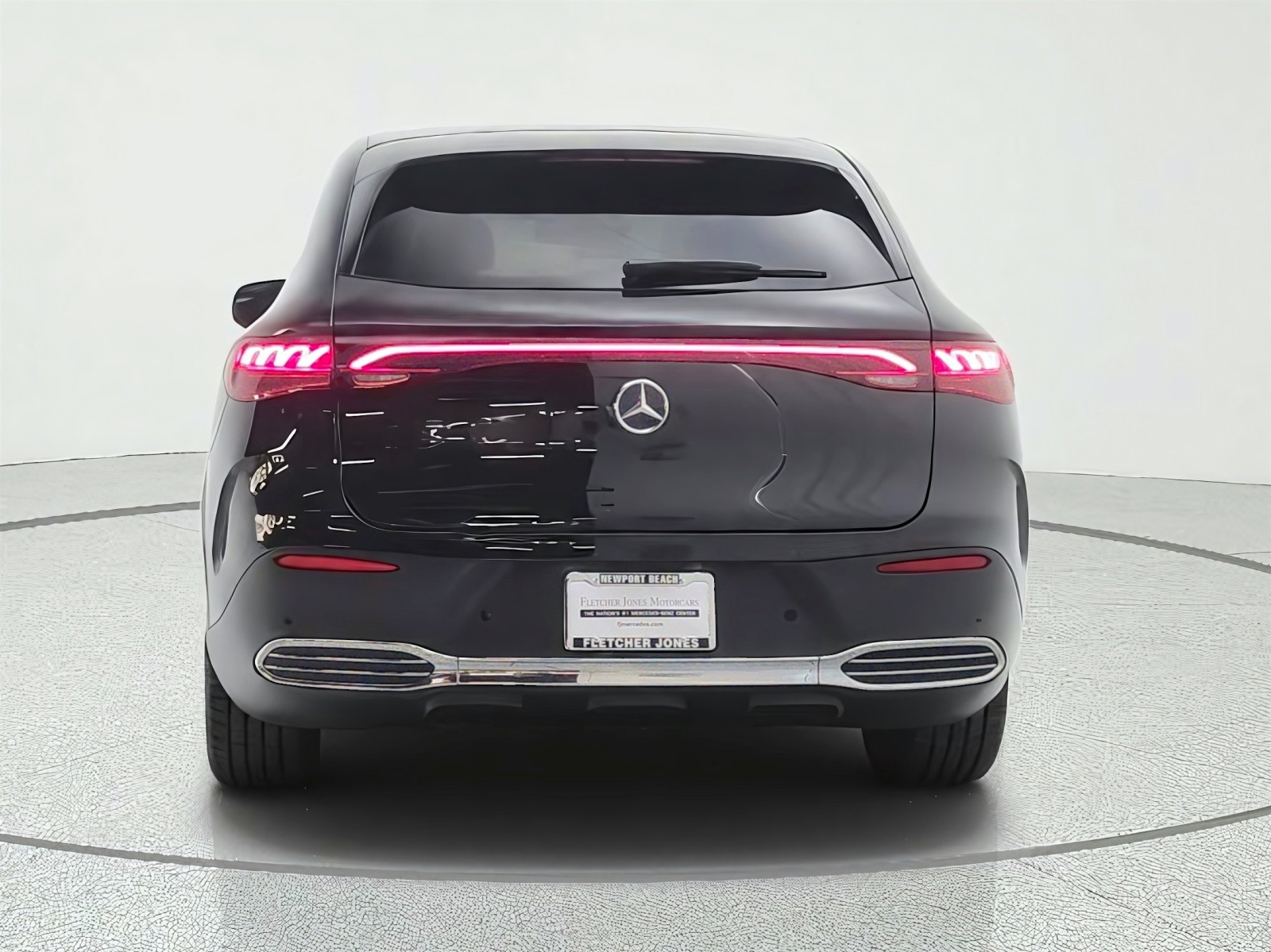 Certified Used 2023 Obsidian Black Metallic Mercedes-Benz EQE 350 4MATIC® SUV image 6