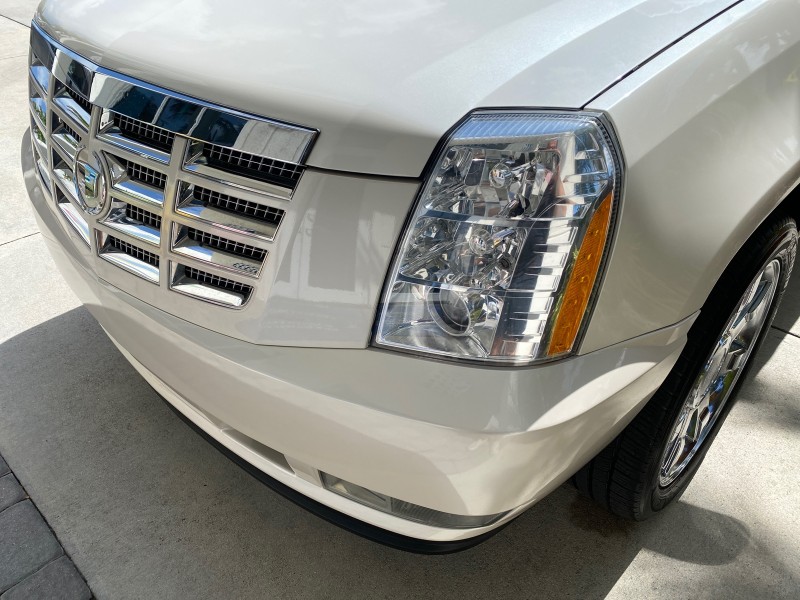 2010 Cadillac Escalade SUNROOF NAV Premium LOW MILES 66,933 in ,