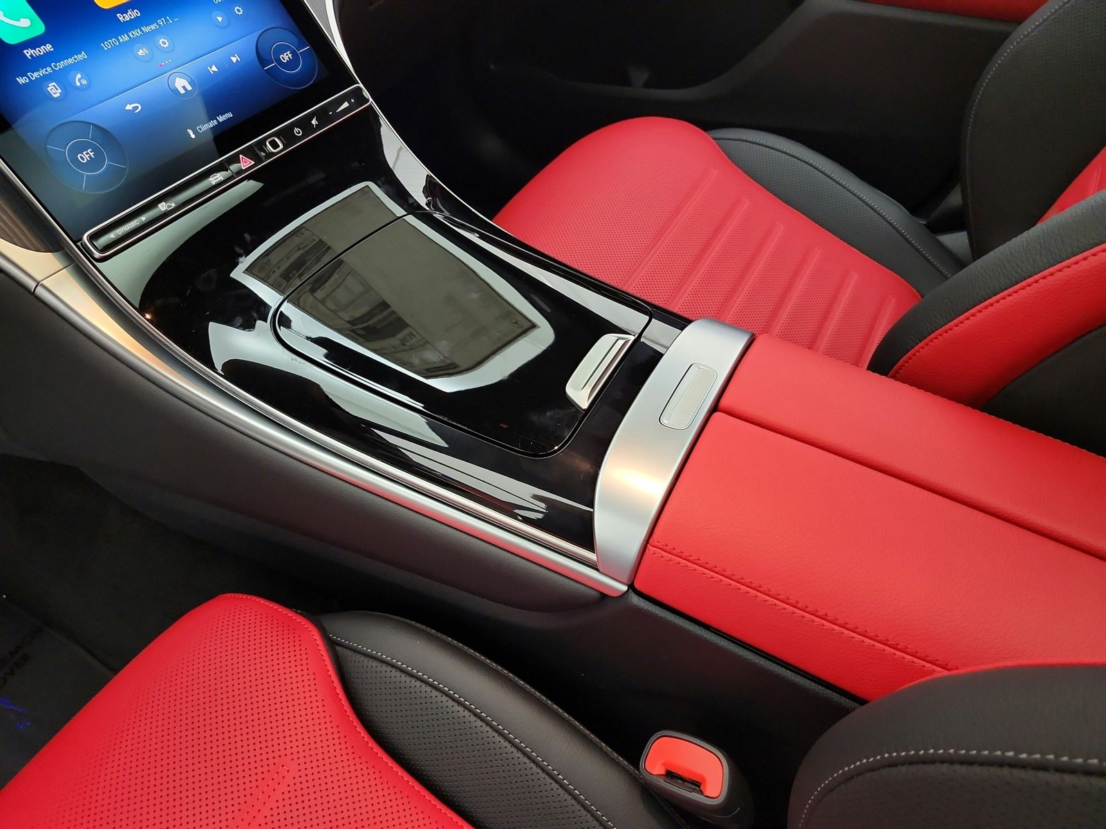 New 2027 Black Mercedes-Benz GLC 300 SUV image 10