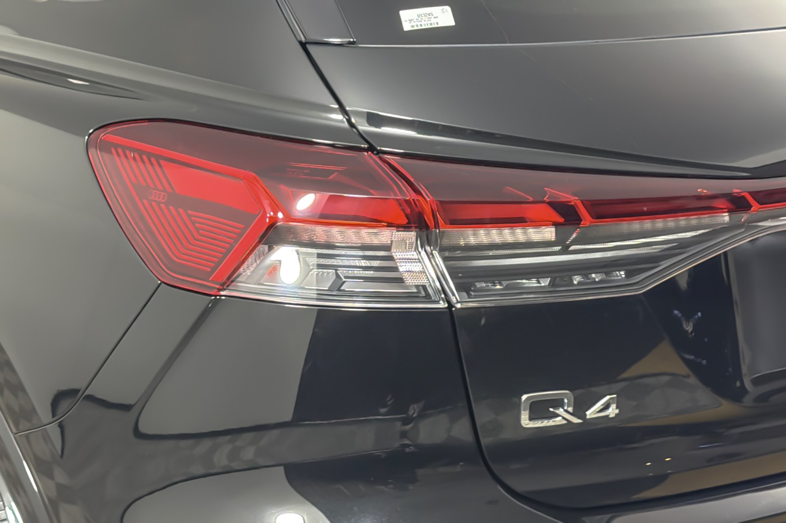 Used 2024 Mythos Black Metallic Audi Premium Plus 50 quattro image 27