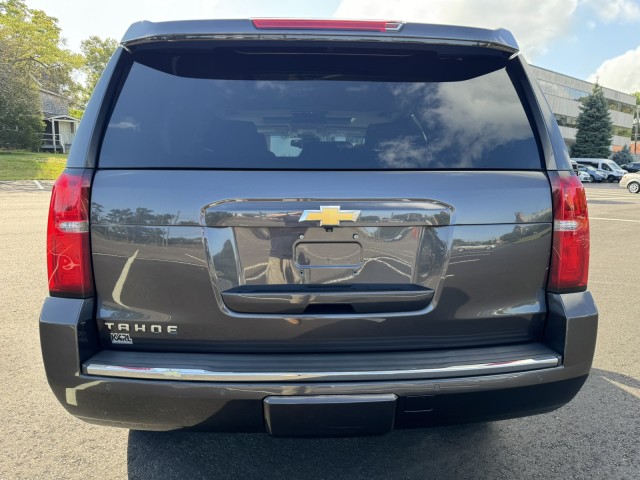 2015 Chevrolet Tahoe LTZ with Center Row Buckets 4