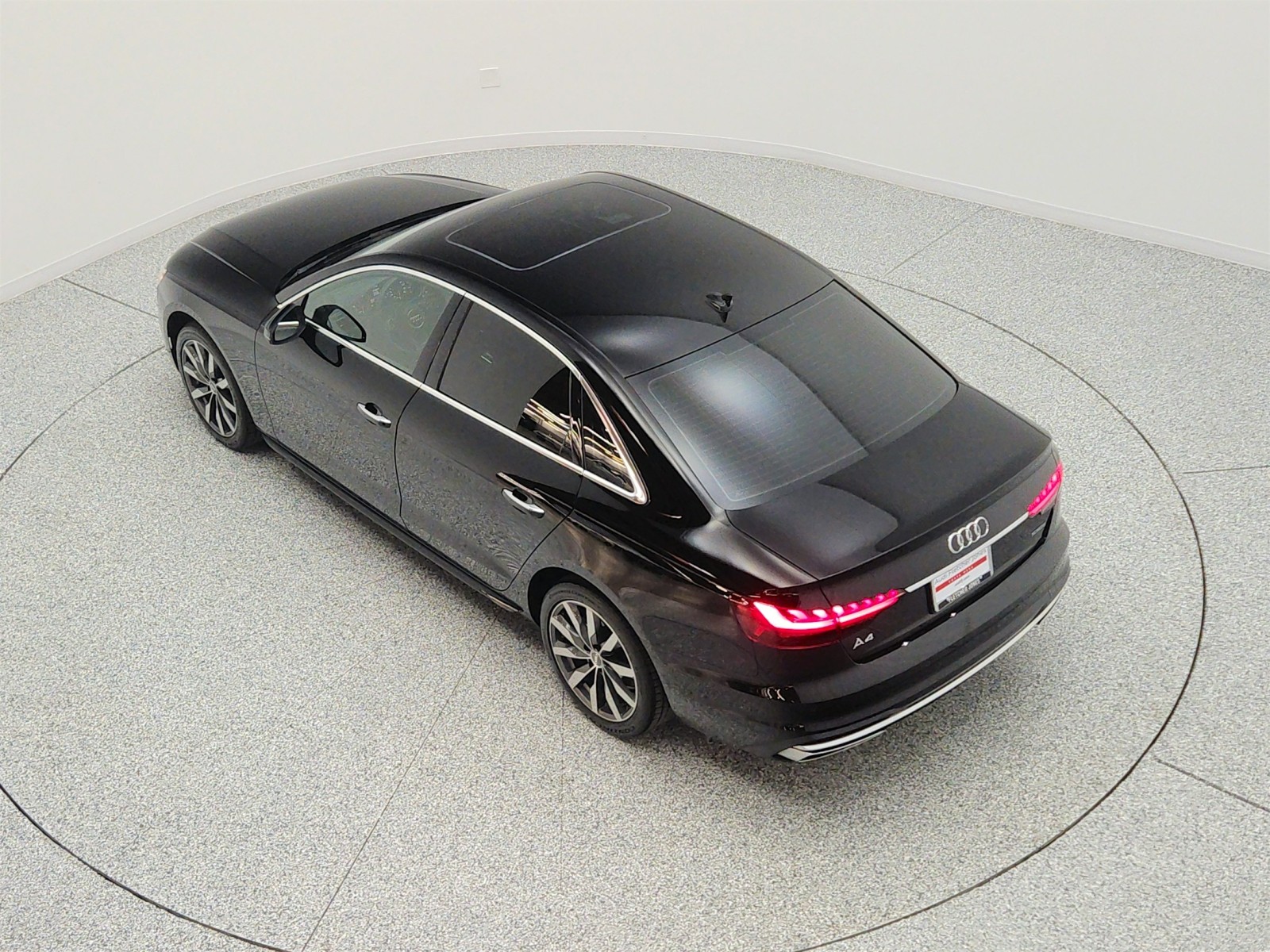 Used 2021 Brilliant Black Audi Premium image 28