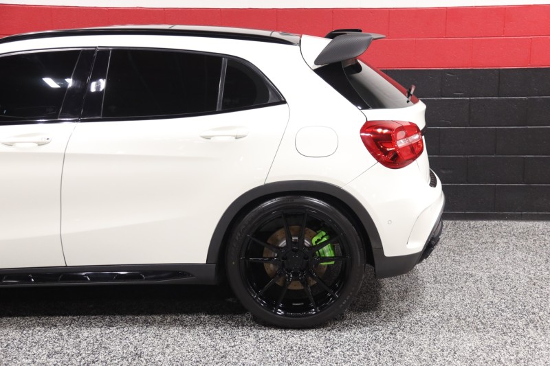 2015 Mercedes-Benz GLA 45 AMG 4MATIC w/Performance Pkgs 4dr Suv in , 