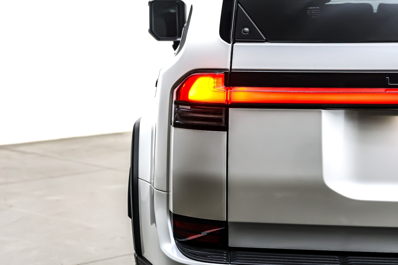 Used 2024 Eminent White Pearl Lexus GX 550 Overtrail+ image 16