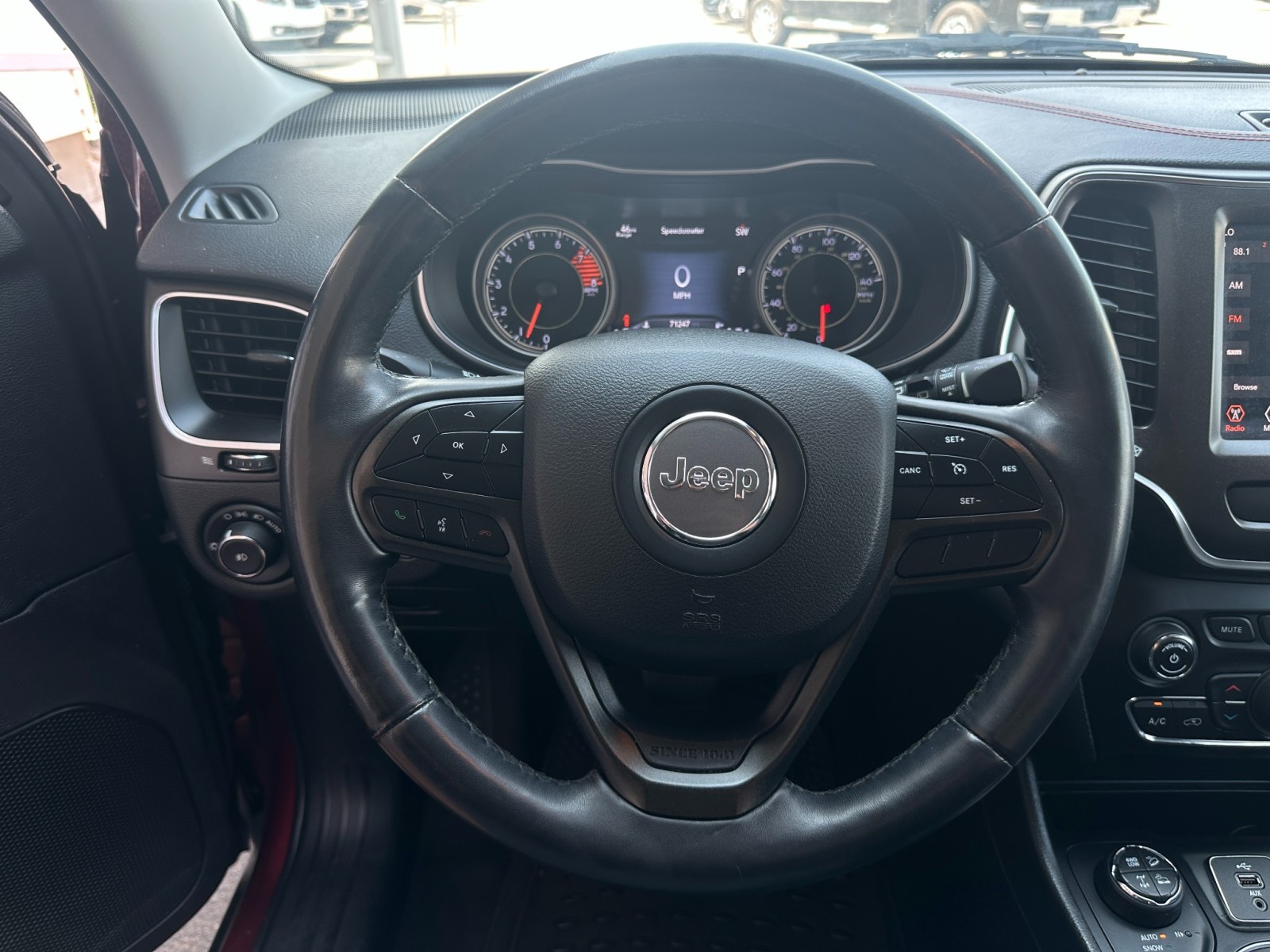 2019 Jeep Cherokee Trailhawk 14