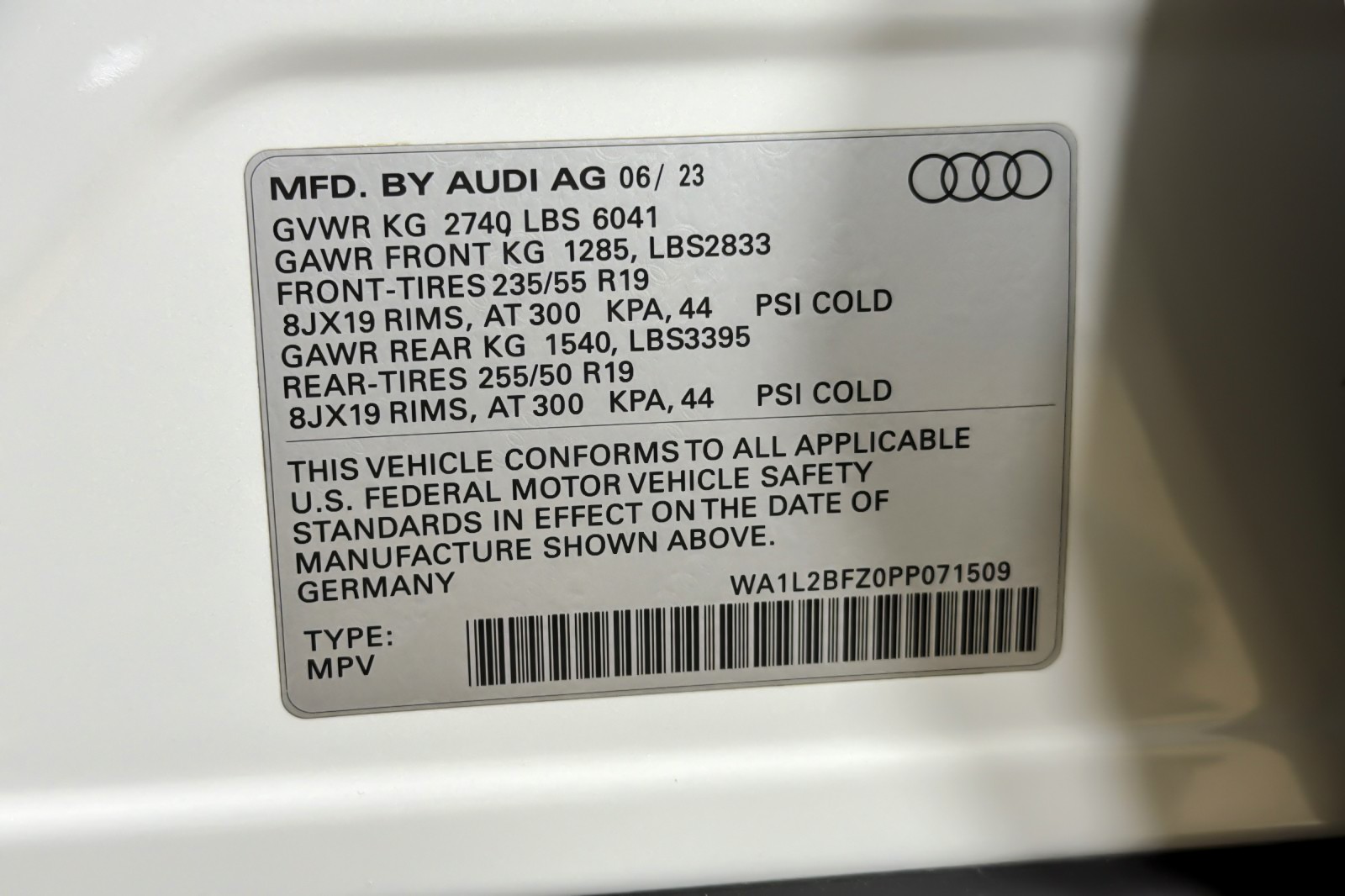 Certified Used 2023 Glacier White Metallic Audi Premium Plus 50 quattro image 28