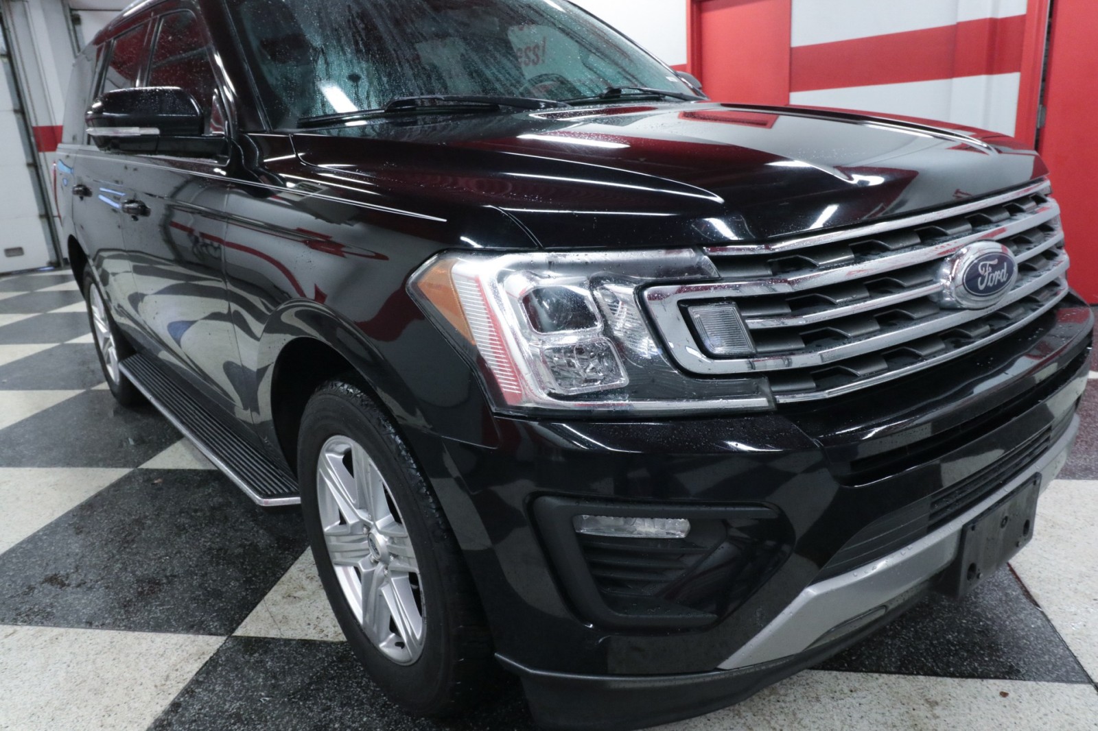 Used Car 2019 Ford Expedition  Xlt For Sale Under $20,000 In Austin, Texas