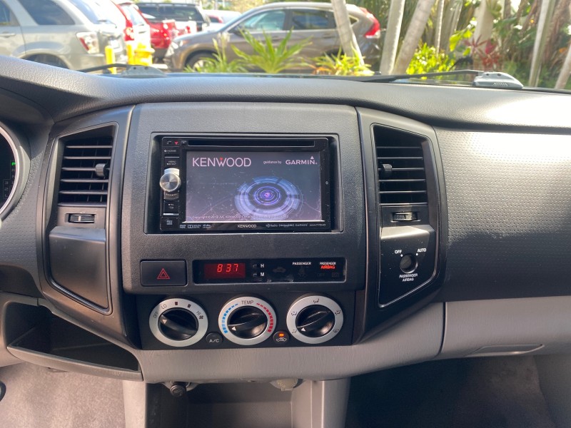 2007 Toyota Tacoma 4 DR CAMPER TOP LOW MILES 52,954 in , 