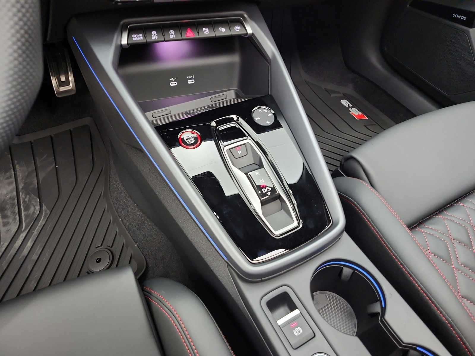 New 2026 Glacier White Metallic Audi quattro *Ltd Avail* image 10