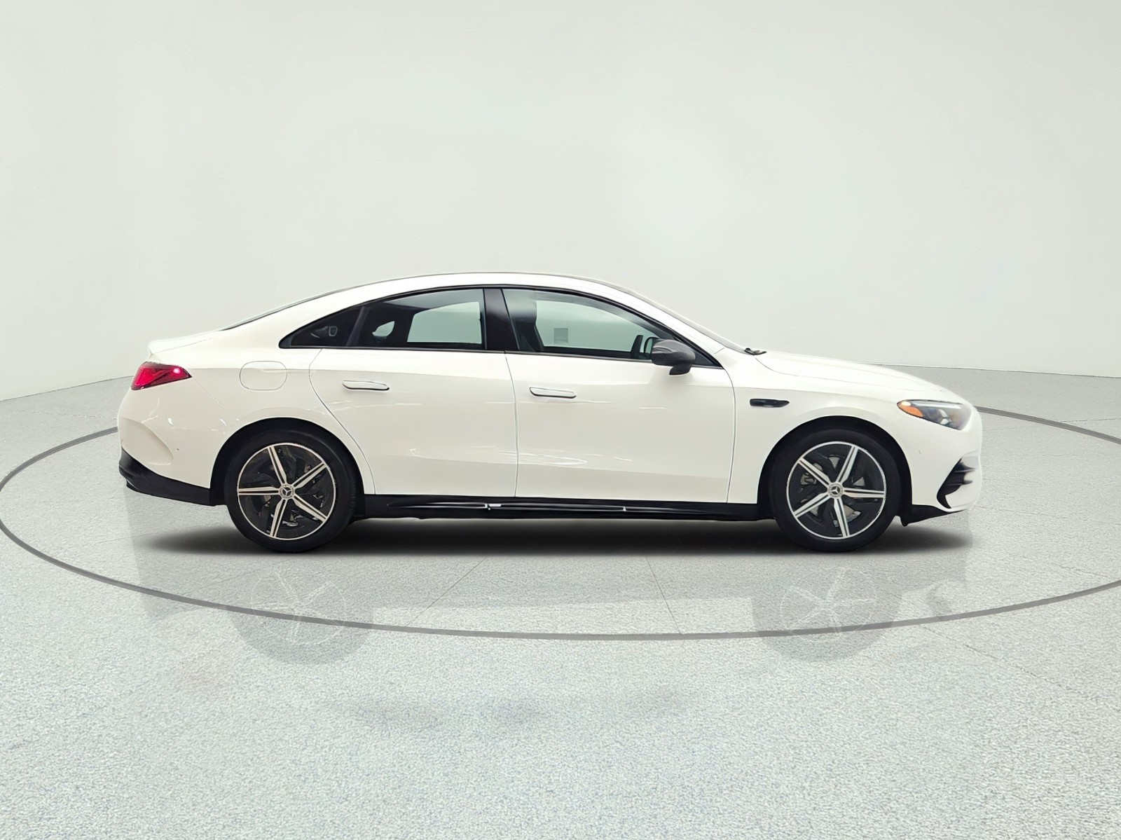 New 2027 Polar White Mercedes-Benz CLA 250+ Electric RWD image 4