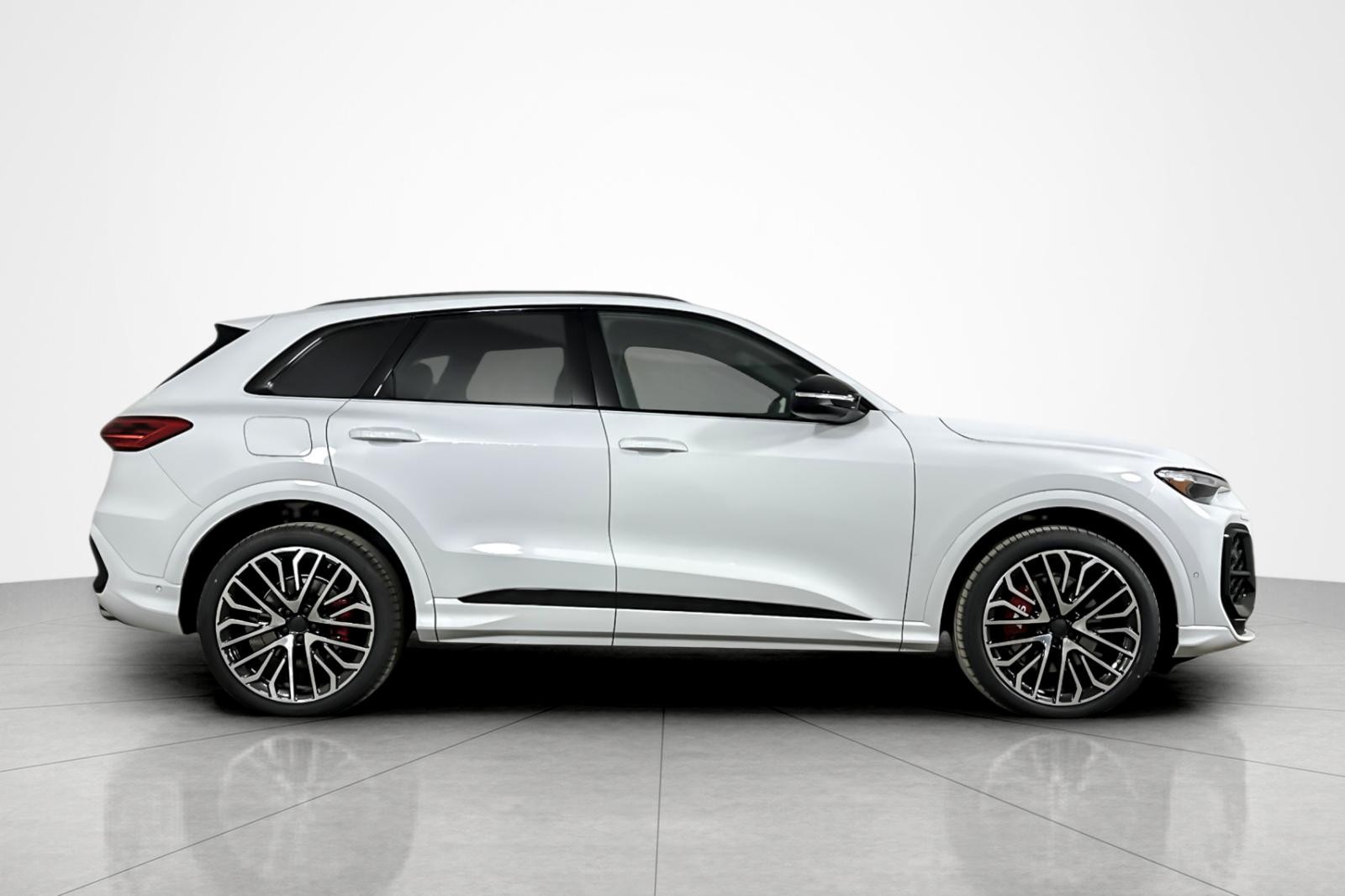 New 2026 Glacier White Metallic Audi Premium Plus 3.0 TFSI quattro image 7