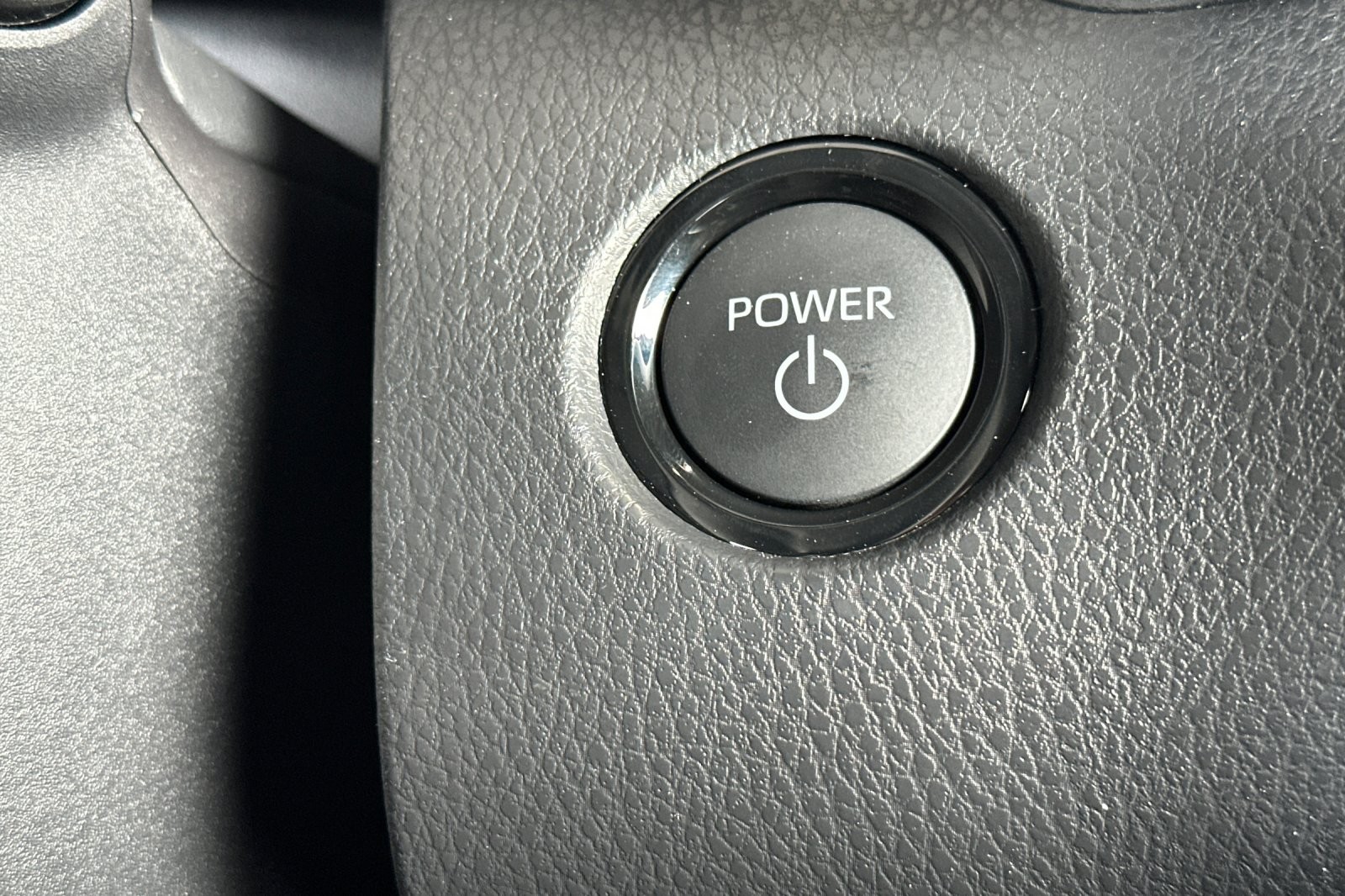 2026 Toyota Camry SE - Photo 20
