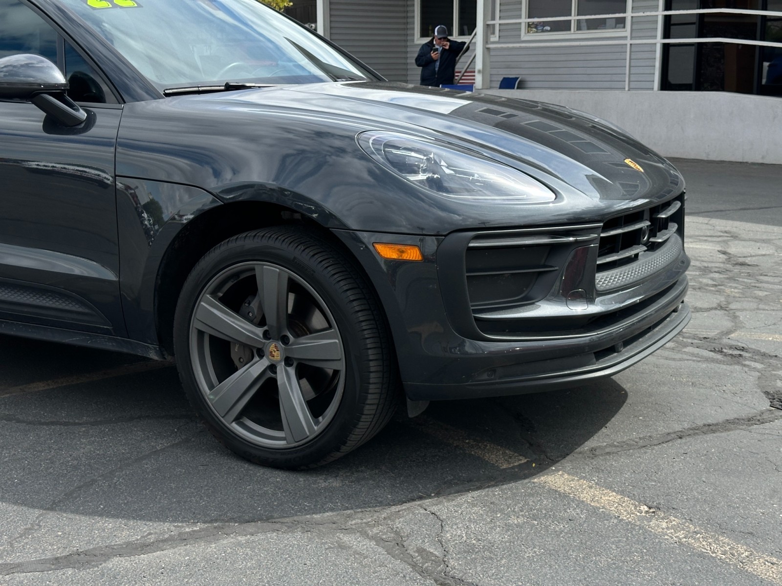 2022 Porsche Macan  3